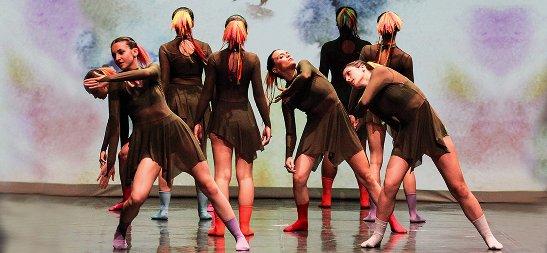 Ballet-dream-school_danza-contemporanea_ballerine-sul-palco